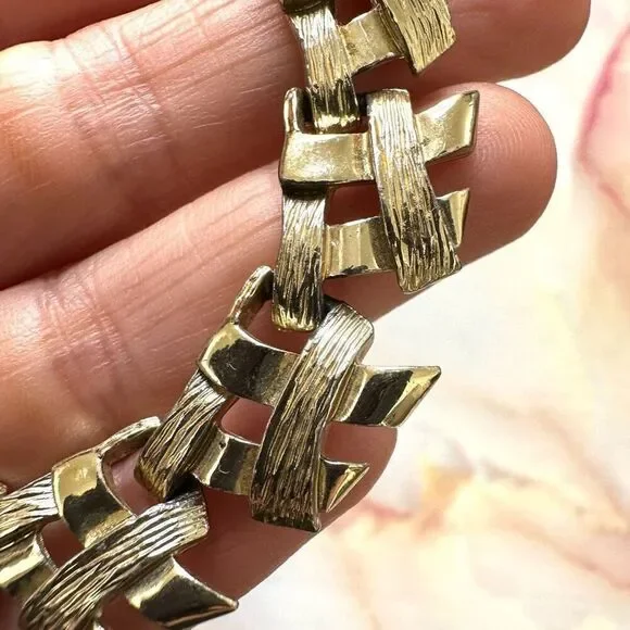 Gold tone vintage necklace - Picture 6 of 7